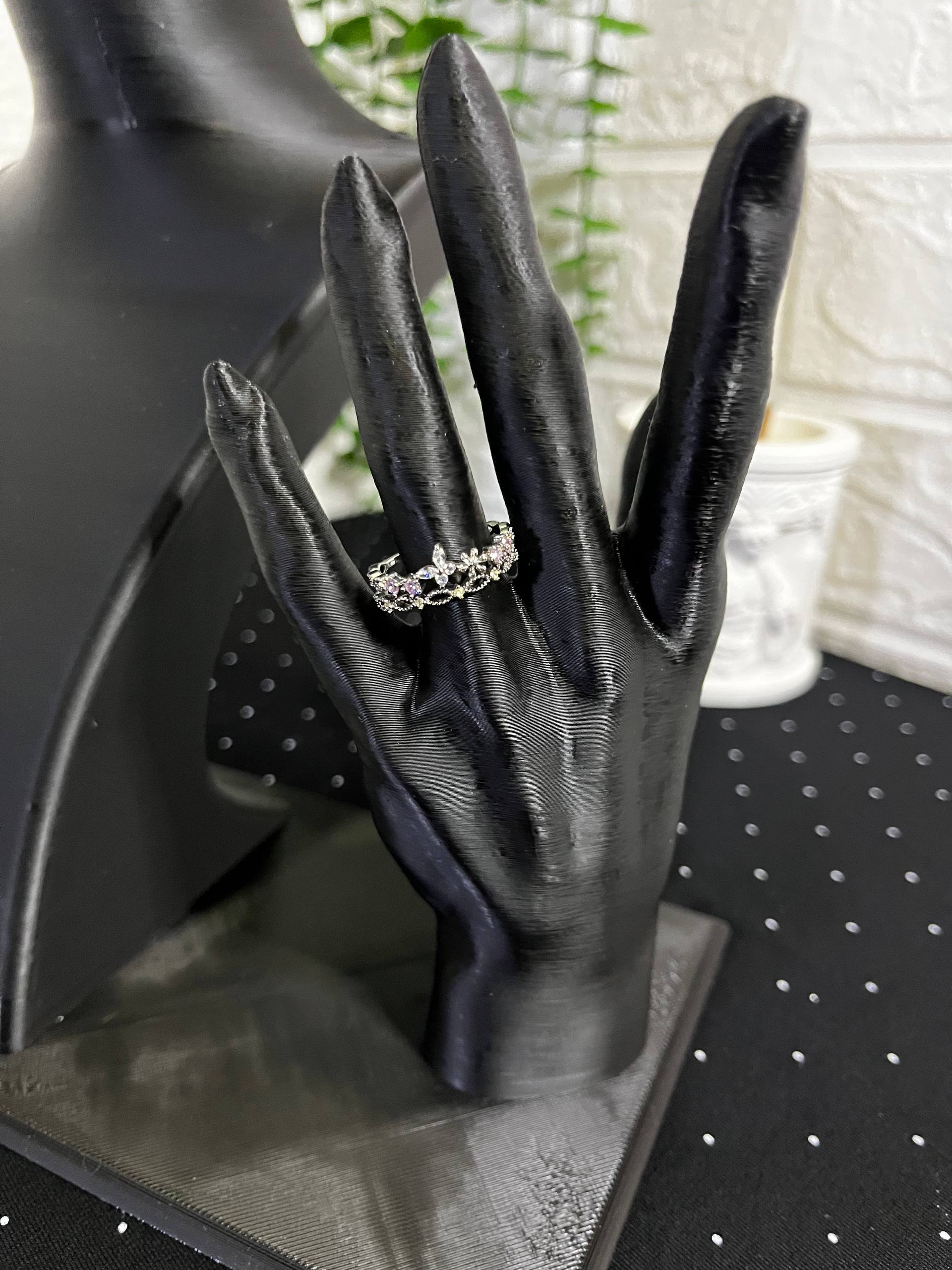 Ayarlanabilir Taçlı Çelik Yüzük