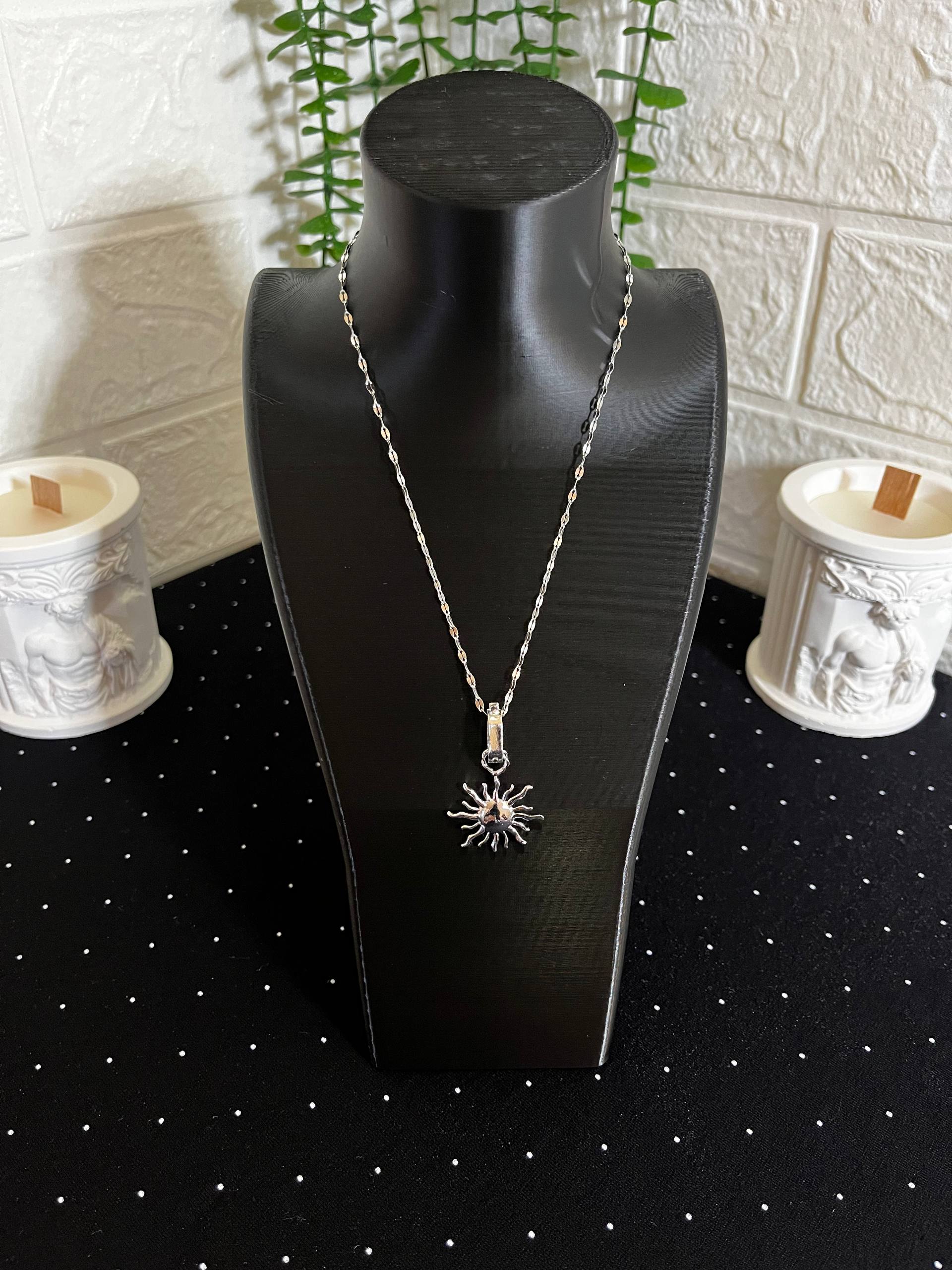 Güneş Figürlü Çelik Kolye Silver-2