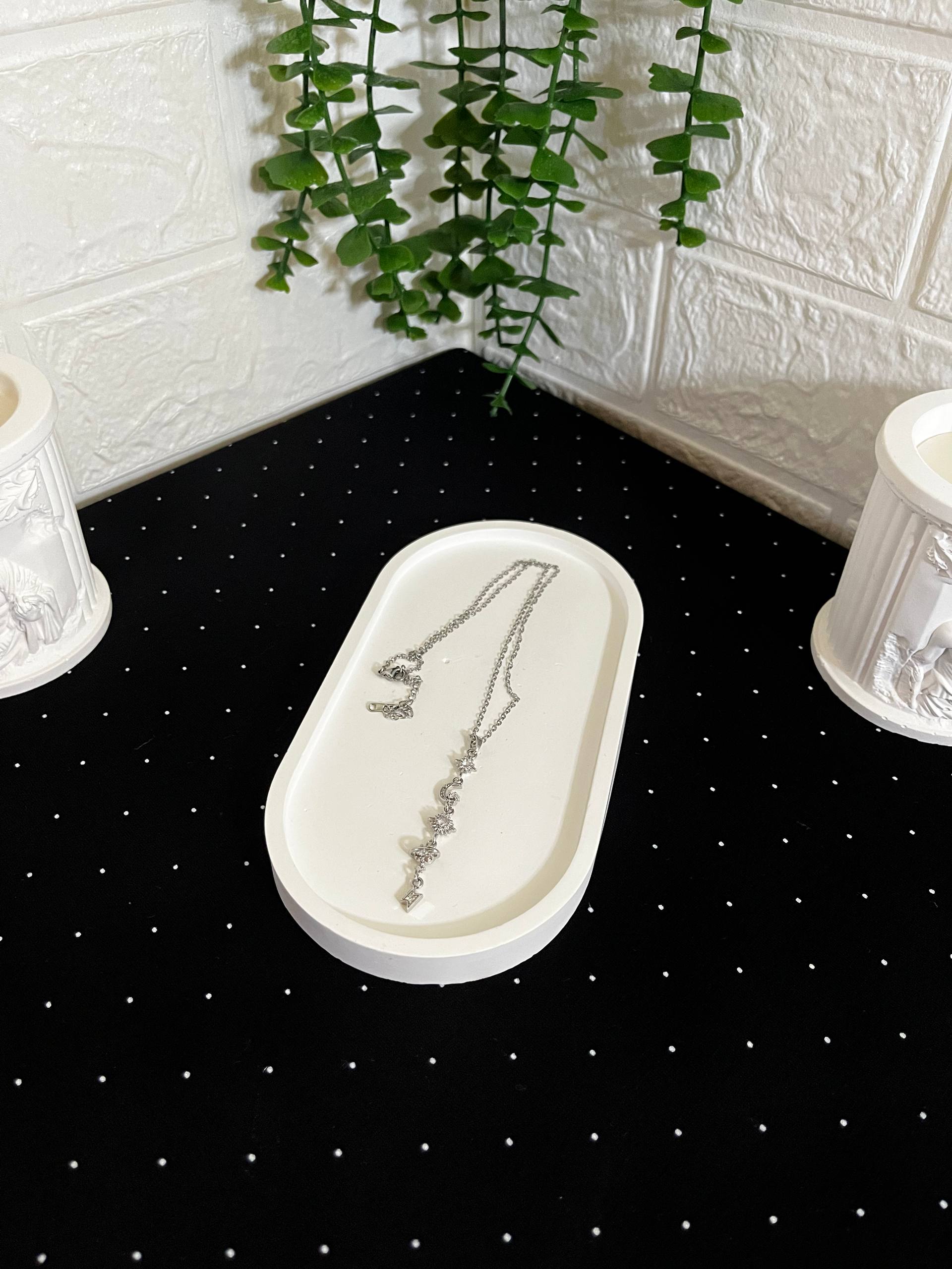 Gezegen Figürlü Çelik Y Kolye Silver - Görsel 2